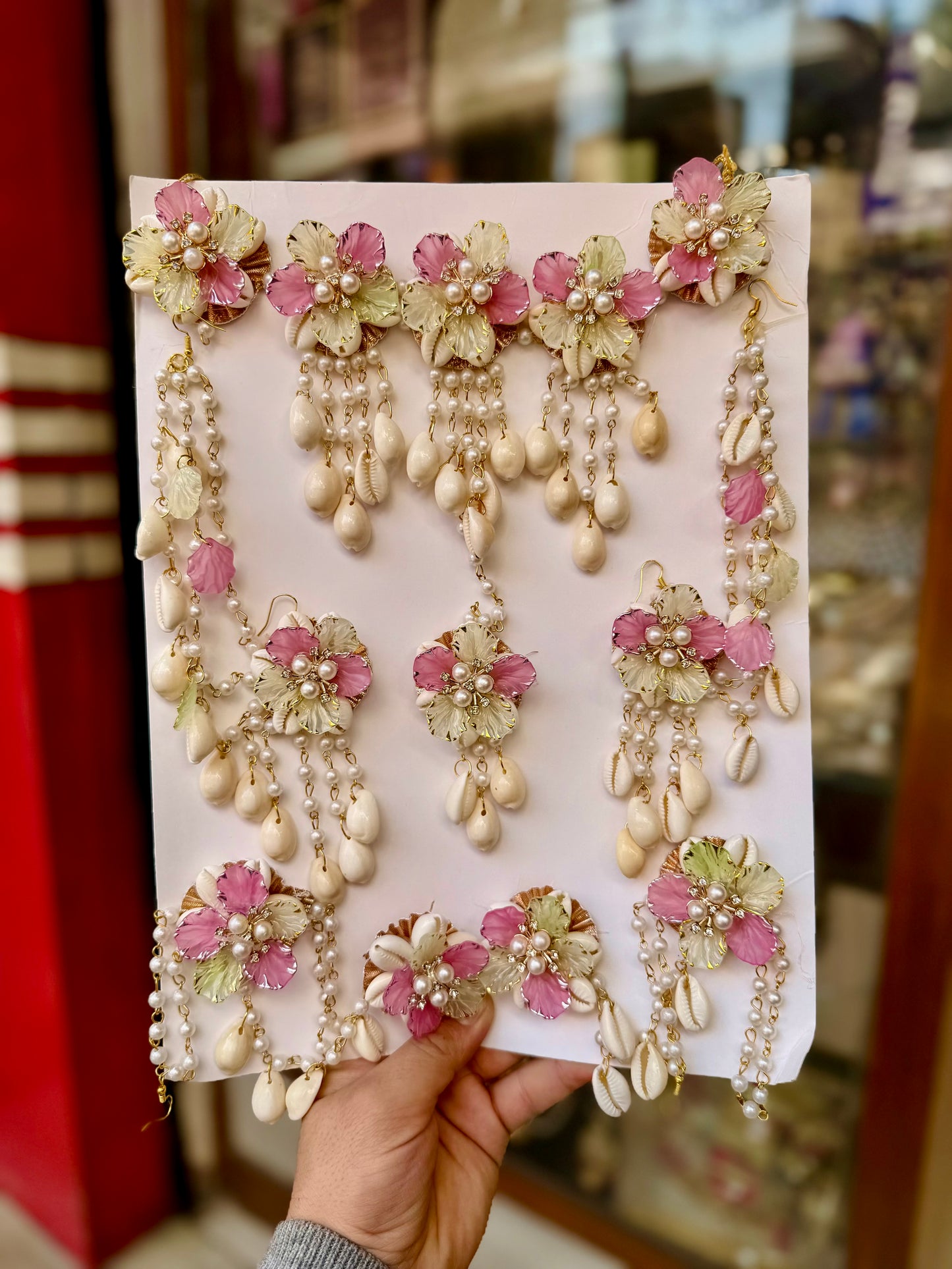 DARK PINK PISTA HANDMADE SHELLS JEWELLERY