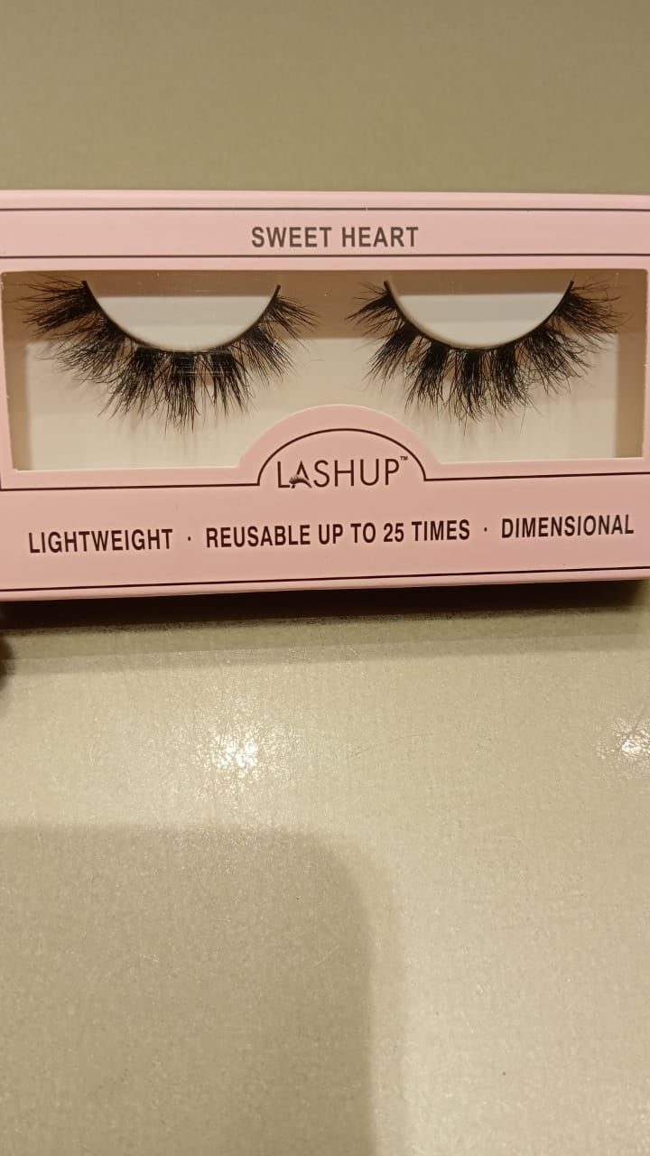 LashUp Reusable Up To 25 Times Eye Lashes.